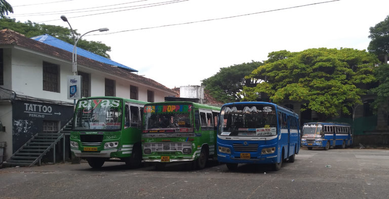 Fort_Kochi_Private_Bus_Stand_IMG_20180916_160443